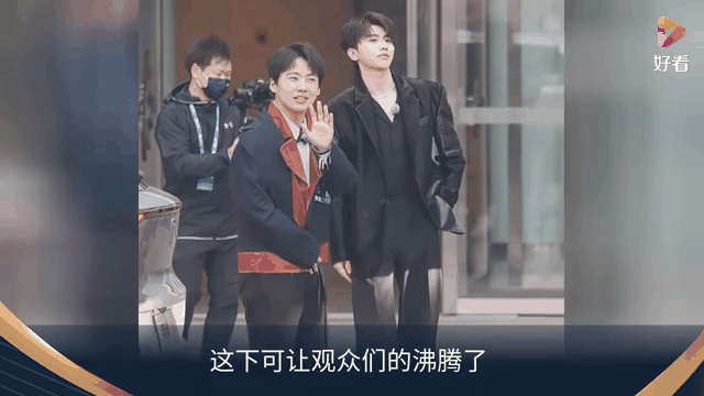 莱万多夫斯基回归赛场,惊险取胜首场状态亮眼,IG观众沸腾!